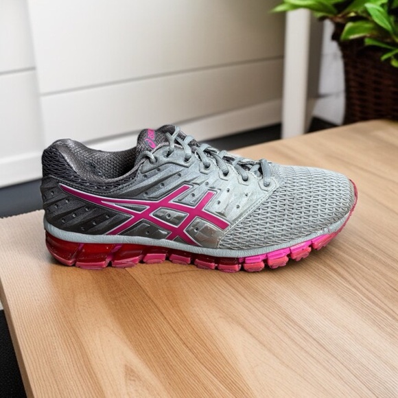 Asics Gel-Quantum 180 2 Women’s Size 9M Running Shoes – Black Gray Performance. - Picture 3 of 7